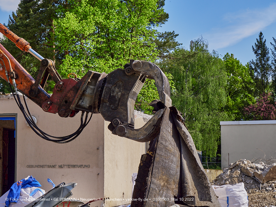 10.05.2022 - Baustelle am Haus für Kinder in Neuperlach